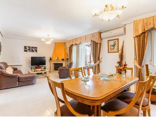 Casa en venta en Torrejón De La Calzada, Madrid