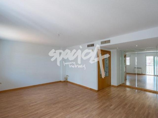 Casa en venta en Distrito III, Alcalá De Henares