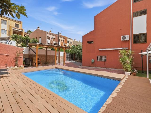Chalet en venta en Urbanización Cumbres de Calicanto, La Hoya de Buñol