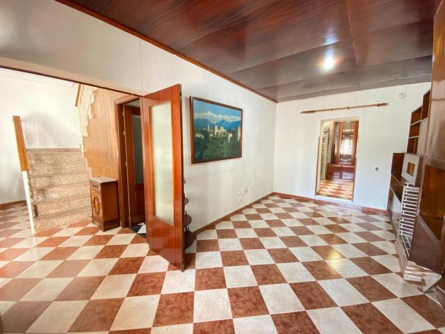 Chalet en venta en Coca de la Piñera, Camas