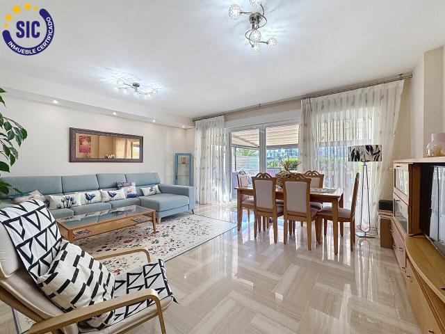 Chalet en venta en Corea, Gandia