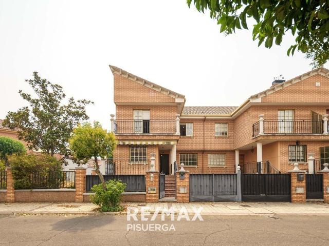 Chalet en venta en Laguna De Duero, Castilla y León