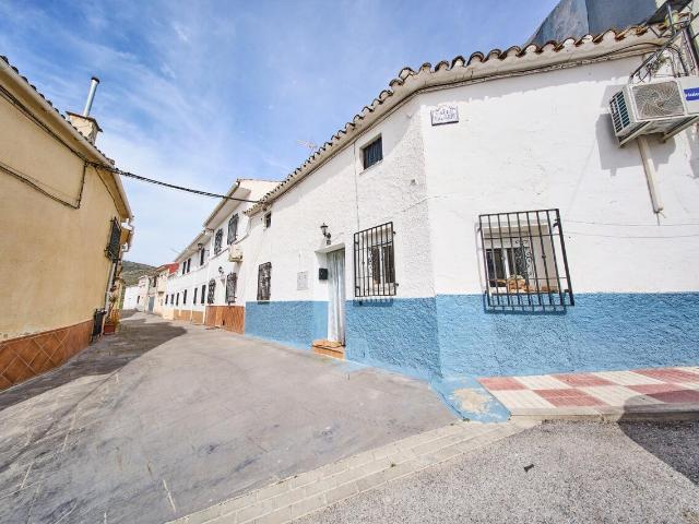 Chalet en venta en Comarca de Los Montes, Andalucía