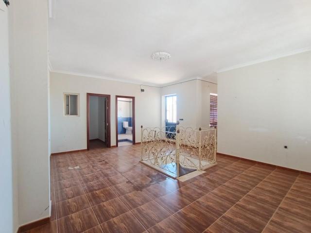 Chalet en venta en Villamanrique de la Condesa, Sevilla