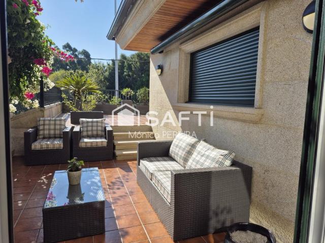 Chalet en venta en A Tarela, Vigo