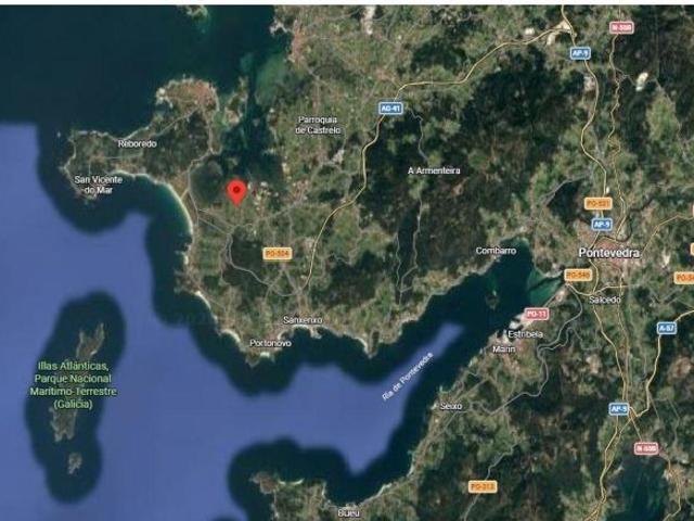 Casa en venta en A Costiña, O Salnés