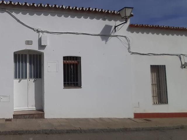 Villa en venta en Azuaga