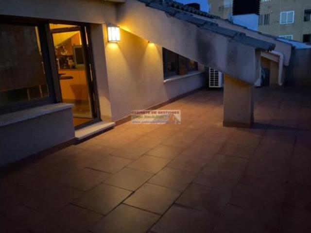 Chalet en venta en Distrito 2, Albacete