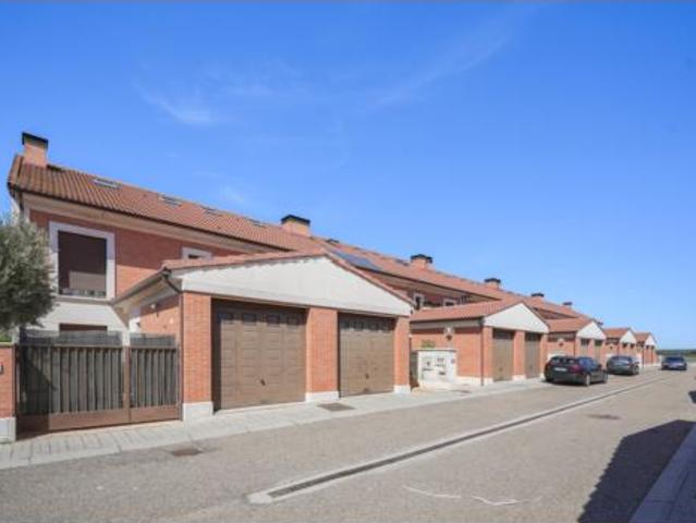 Chalet en venta en Aldeamayor De San Martín, Castilla y León