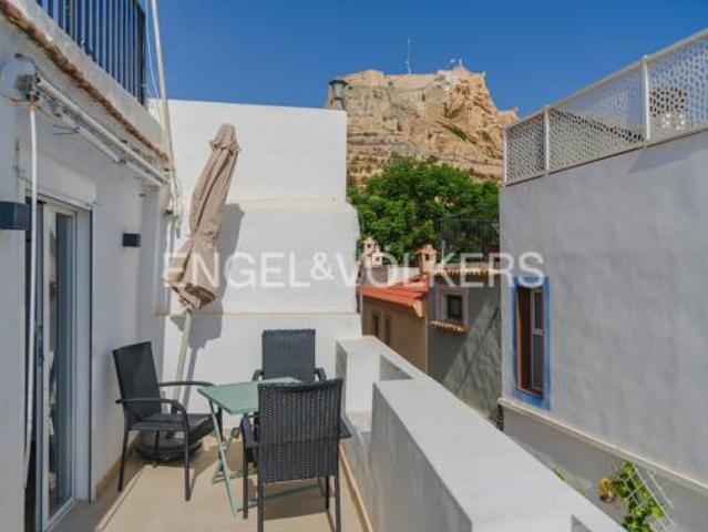 Chalet en venta en Casco Antiguo - Santa Cruz - Ayuntamiento, l'Alacantí