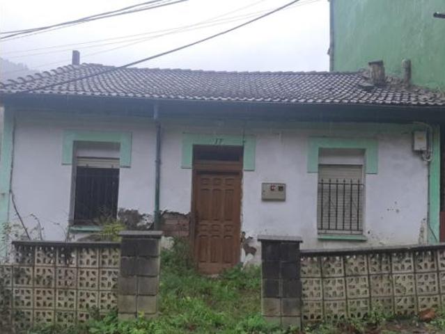 Chalet en venta en Aller, Asturias