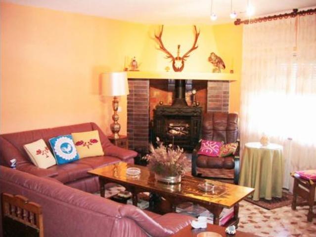 Chalet en venta en Almenara De Adaja, Castilla y León