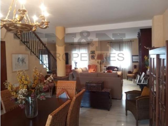Villa en venta en Almendralejo