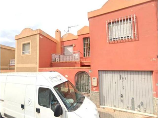 Chalet en venta en El Alquián, Almería