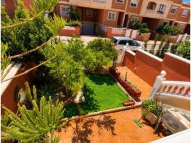 Chalet en venta en Villa Blanca, Almería