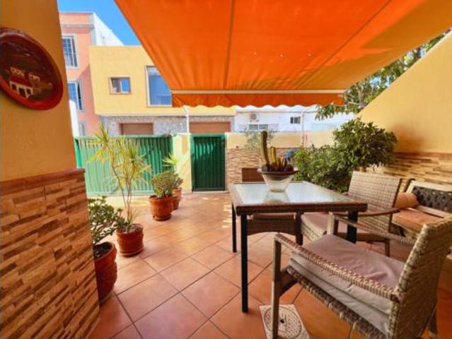 Chalet en venta en Las Rosas, Arona