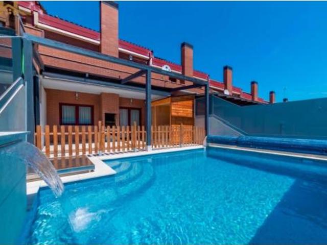 Chalet en venta en Arroyomolinos, Madrid