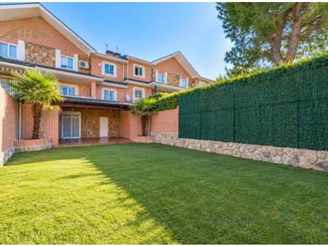 Chalet en venta en Arroyomolinos, Madrid