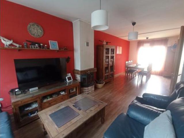 Villa en venta en Belmonte De Tajo