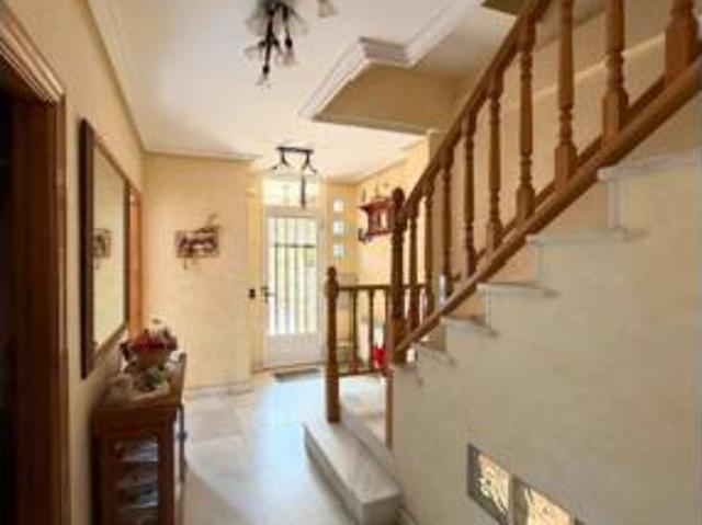 Chalet en venta en Distrito Este, Burgos
