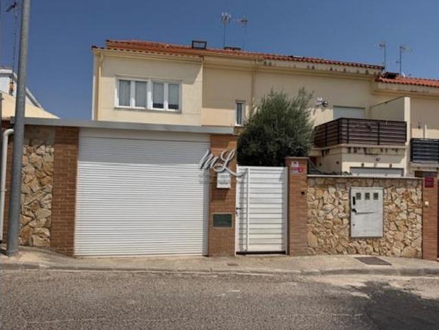 Chalet en venta en Camarena, Castilla-La Mancha