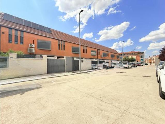 Villa en venta en Castellanos De Moriscos