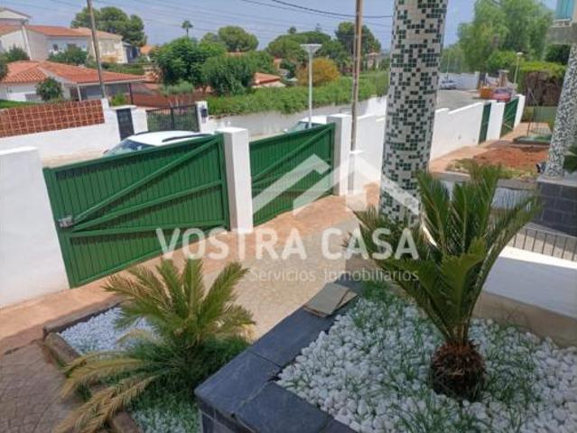 Chalet en venta en La Hoya de Buñol, Valencia