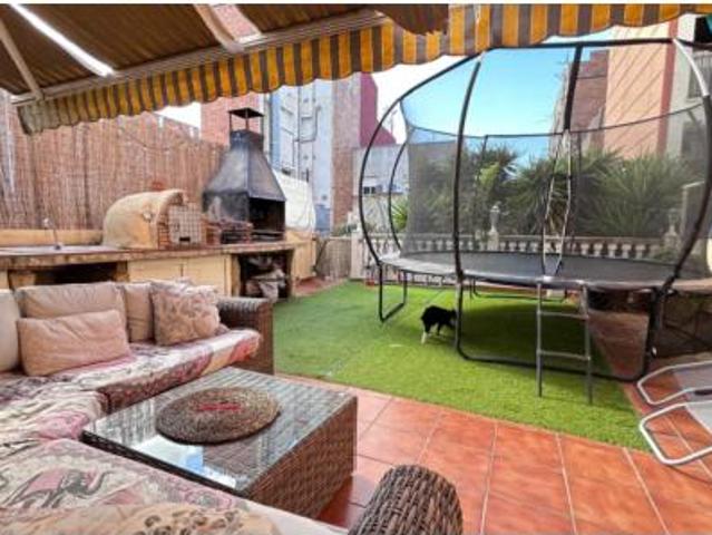 Chalet en venta en Almeda, Baix Llobregat