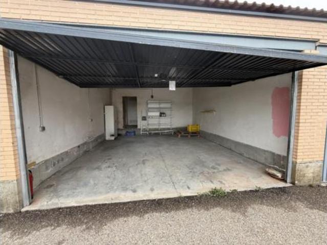 Chalet en venta en Garrafe De Torío, Castilla y León