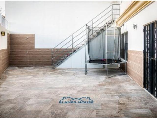 Chalet en venta en La Gloria, Huércal De Almería