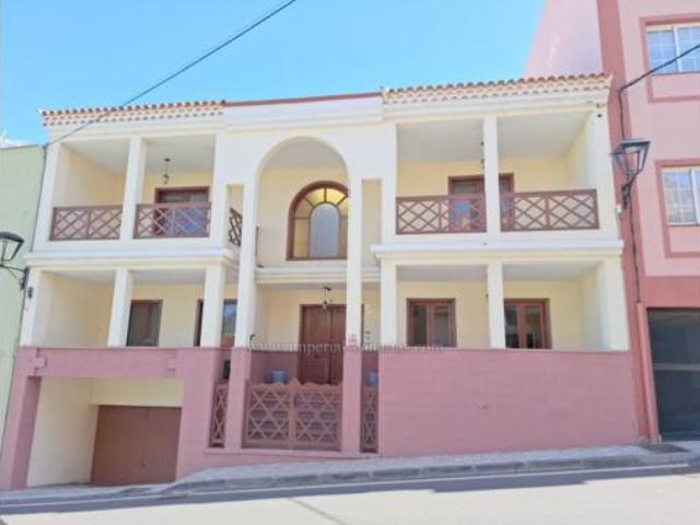 Villa en venta en Los Realejos, San Vicente
