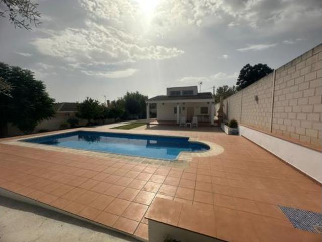 Chalet en venta en Cristo Marroquí, Lucena