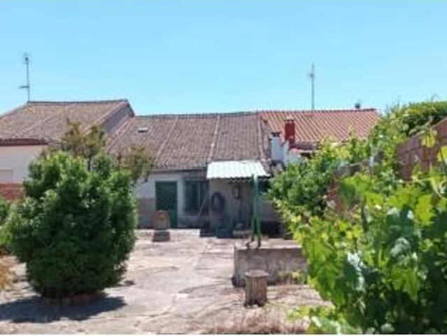 Chalet en venta en Matapozuelos, Castilla y León