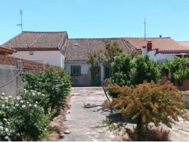 Chalet en venta en Matapozuelos, Castilla y León