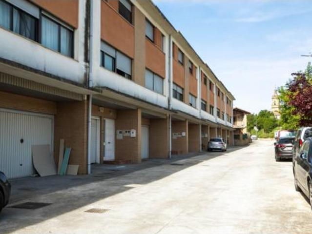 Chalet en venta en Izarbeibar-Novenera, Navarra