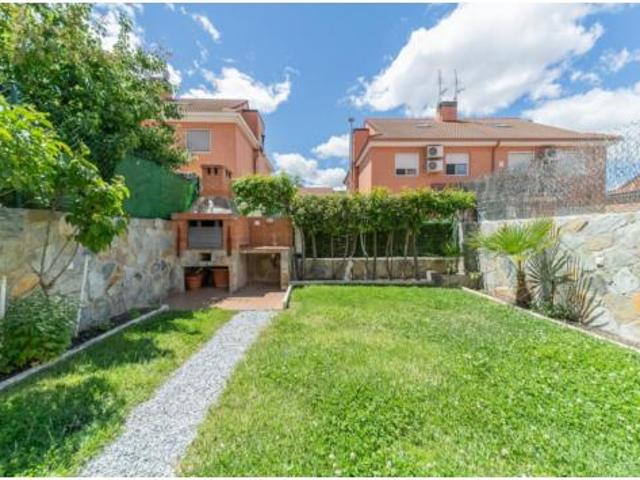 Chalet en venta en Parque Coimbra, Móstoles