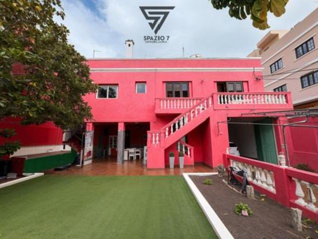Villa en venta en Gran Canaria, Carretería