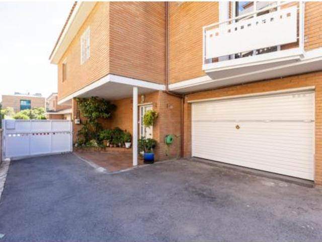 Chalet en venta en Palau-solità I Plegamans, Barcelona