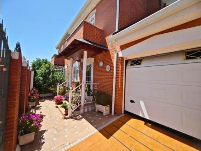 Chalet en venta en Las Américas, Parla