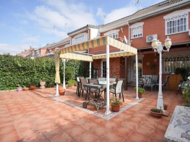 Chalet en venta en Parla, Madrid
