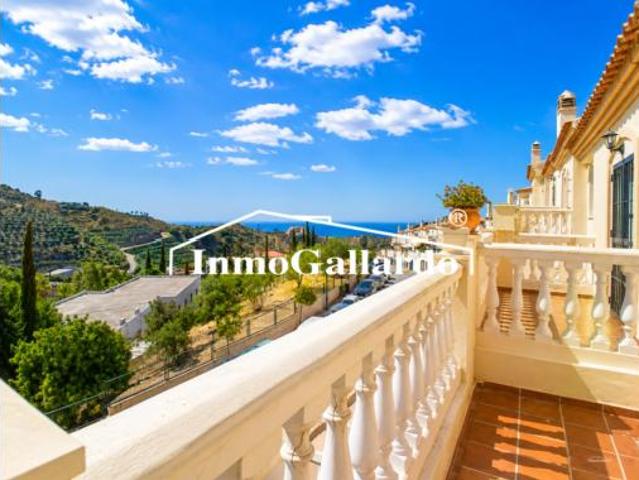 Chalet en venta en Benagalbón, La Axarquía