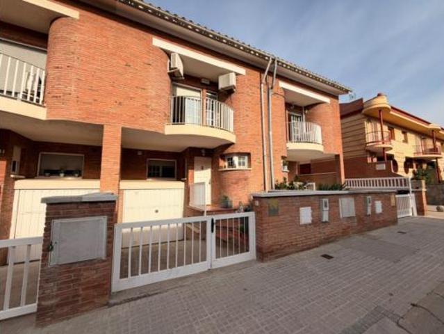 Chalet en venta en Sant Andreu, Ripollet