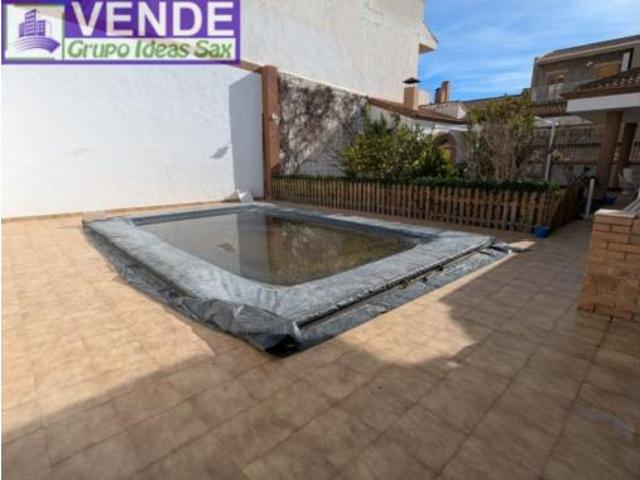 Chalet en venta en María Moliner, l'Alt Vinalopó / El Alto Vinalopó