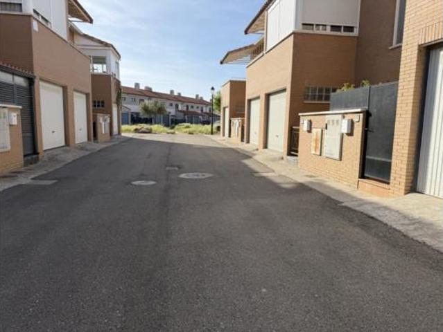 Chalet en venta en Torija, Castilla-La Mancha