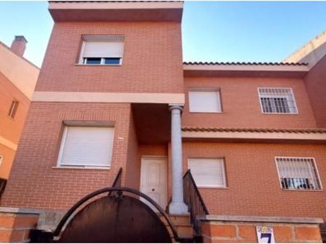 Chalet en venta en Ugena, Toledo