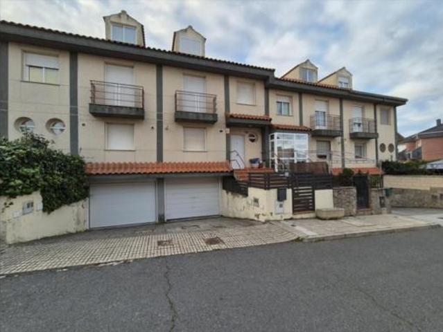 Villa en venta en Salamanca, Urbanización La Mina