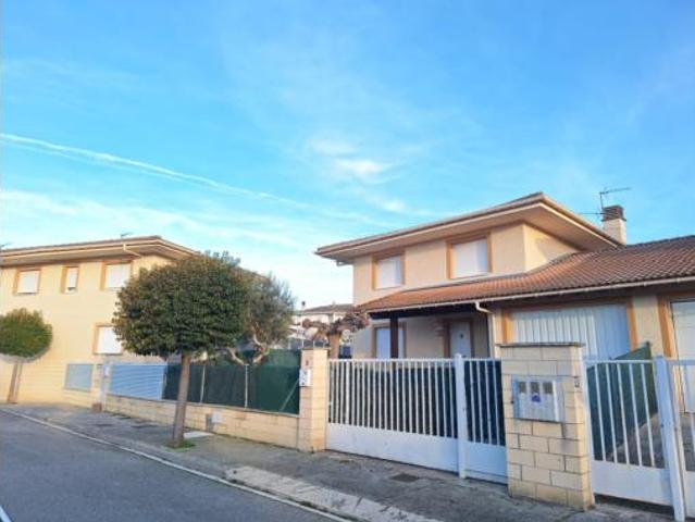Chalet en venta en Estellerria, Navarra