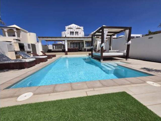 Villa en venta en Yaiza, Montaña Roja
