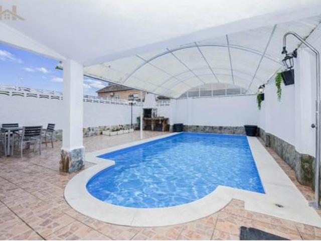 Chalet en venta en Camino de Yuncos, Yeles