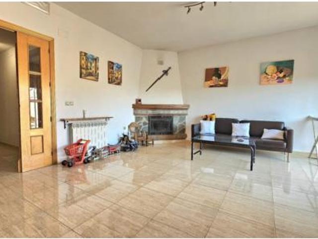 Villa en venta en Yuncos